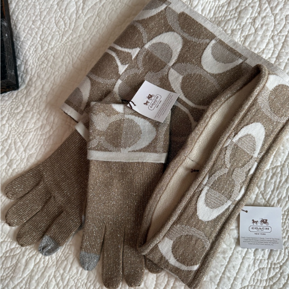 Rare Coach Glitter Knit Winter set NWT Scarf/Gloves/Headband Signature C Logo